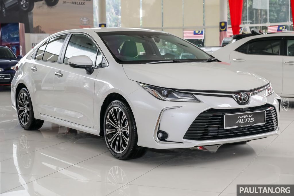 Đánh giá chi tiết xe Toyota Corolla Altis 2021 Thiết kế vận hành giá bán