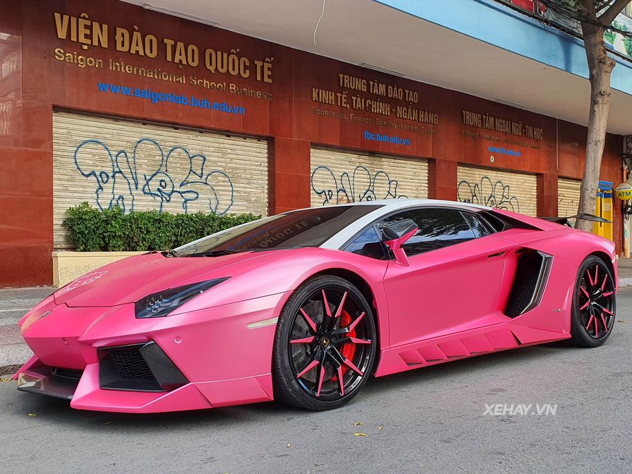 Lamborghini Aventador Ultimae màu hồng giá 1 triệu USD Ôtô