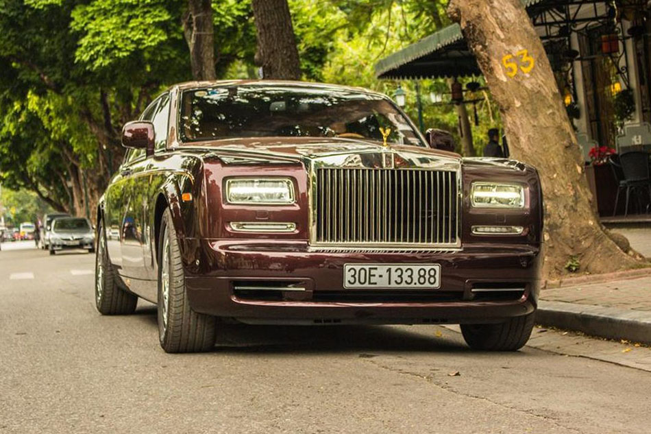 RollsRoyce Ghost 10 năm tuổi tại Việt Nam rao giá hơn 8 tỉ đồng