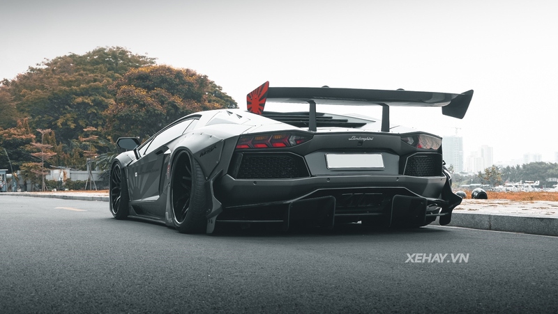 Lamborghini Aventador độ Liberty Walk độc nhất Việt Nam