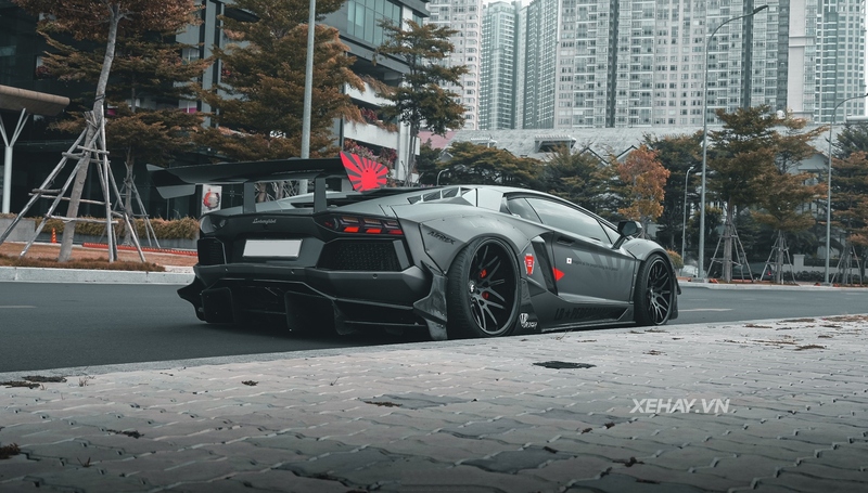 Lamborghini Aventador độ Liberty Walk độc nhất Việt Nam