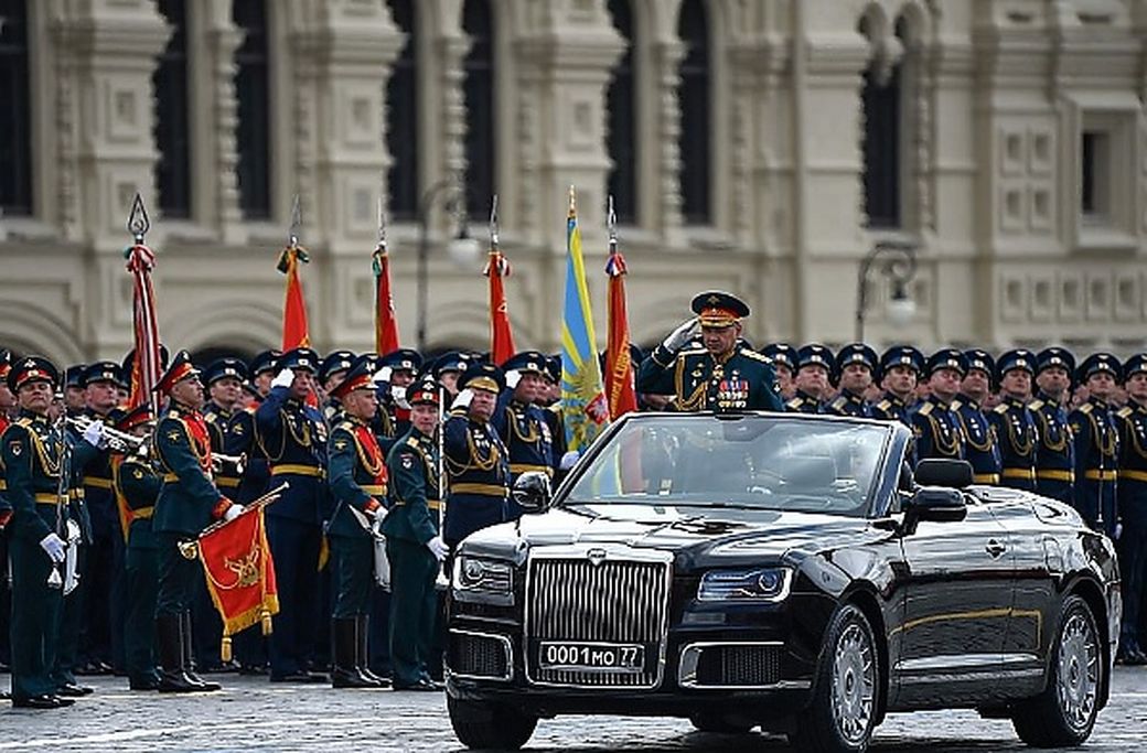 The Aurus Senat Officially Goes Into Production so You Too Can Roll Like  Putin  autoevolution