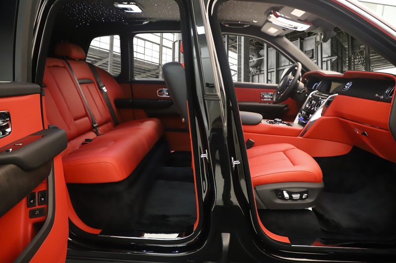 RollsRoyce Cullinan Seat Reviews  Check 3 Latest Reviews on Seating  Capacity