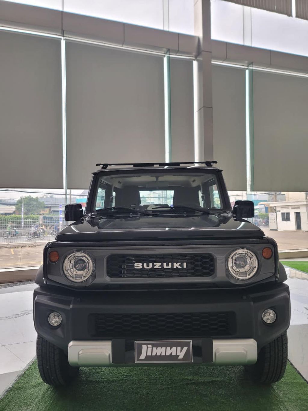 Suzuki Jimny đã có mặt tại đại lý