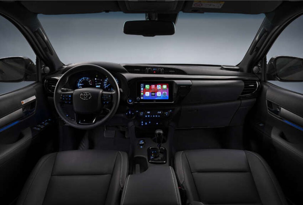 Toyota Hilux 2024 sẽ có công nghệ mild-hybrid 48V