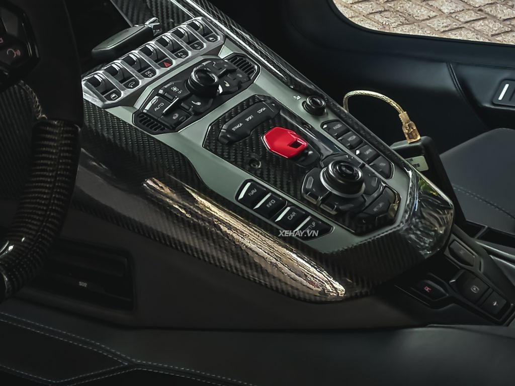 xehay-Aventador-110323-19.jpg
