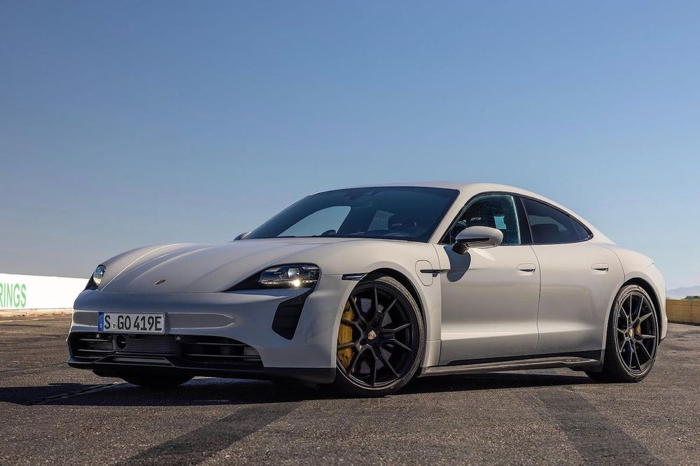Porsche dự kiến sẽ tăng giá bán xe điện vào năm 2023