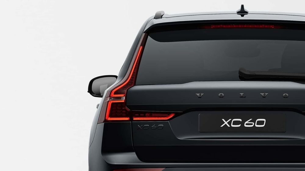 Chi tiết Volvo XC60 Black Edition từ 1,36 tỷ đồng vưad ra mắt