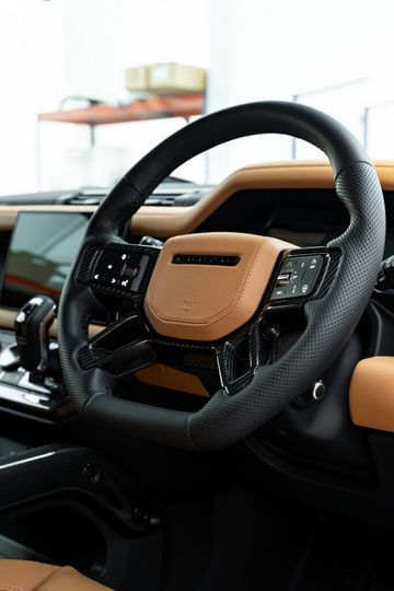 Range Rover Sport hóa siêu SUV nhờ gói độ tới từ Urban Automotive