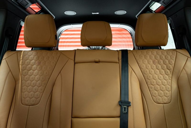 Range Rover Sport hóa siêu SUV nhờ gói độ tới từ Urban Automotive