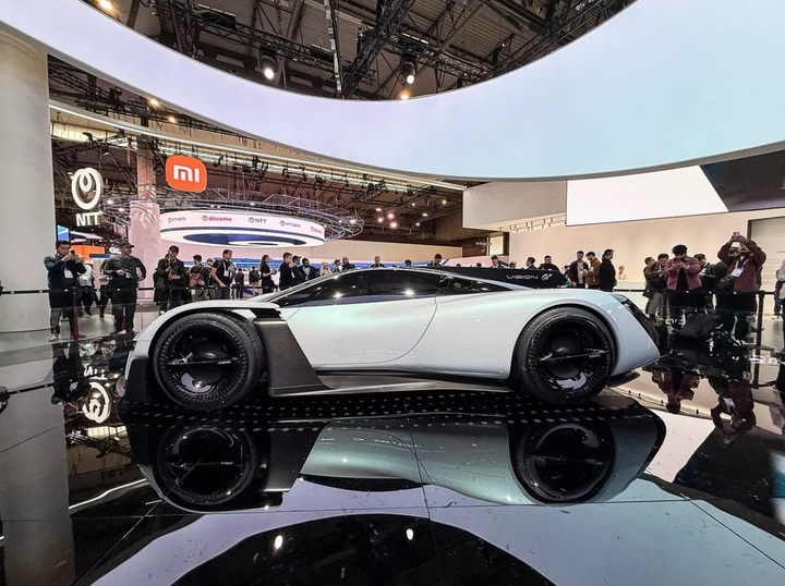Cận cảnh siêu xe điện 'hoang dã' của Xiaomi tại MWC 2026 Xehay Vision%20GT 040326 6
