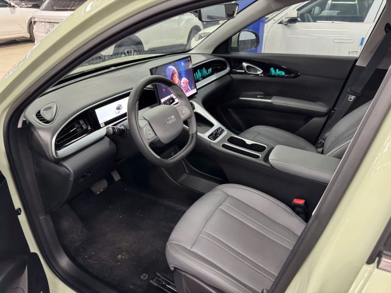 Geely chốt lịch ra mắt bộ đôi xe điện tại Việt Nam: Giá dự kiến từ 500 triệu đồng Xehay EX2%20geely 03026 4