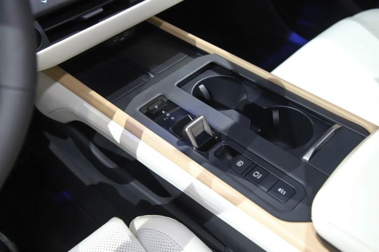 Xehay Lexus%20ES%20500h 290426 3