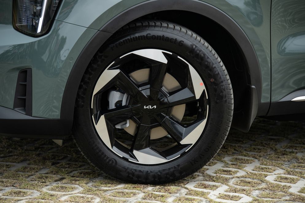 Xehay Sorento%20Hybrid 70626 10