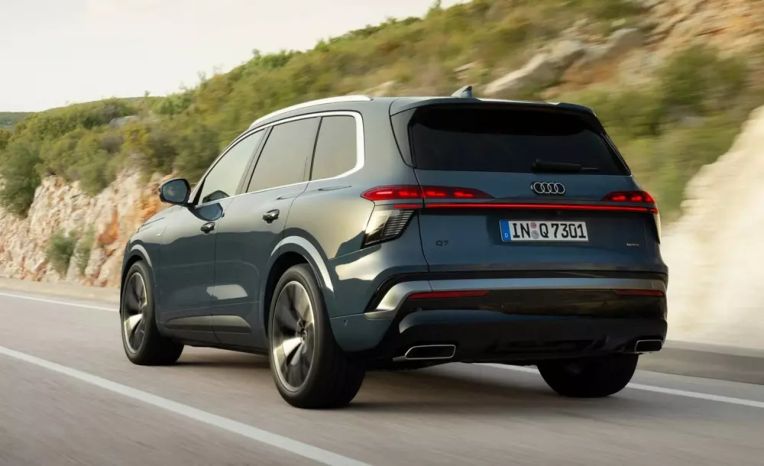 Audi Q7 2026 ra mắt: SUV hạng sang sở hữu đèn thông minh cảnh báo nguy hiểm, có thể ghi nhớ tới 5 thao tác đỗ xe Xehay Audi%20q7 100626 1