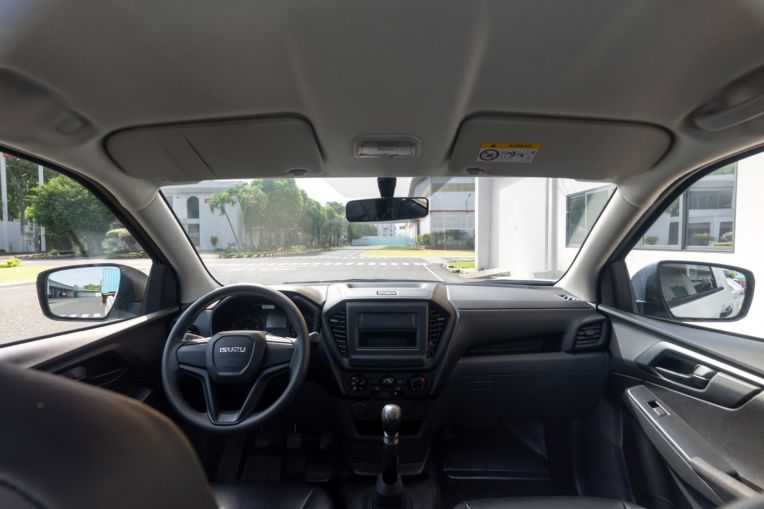 Xehay Isuzu%201000 290726 5