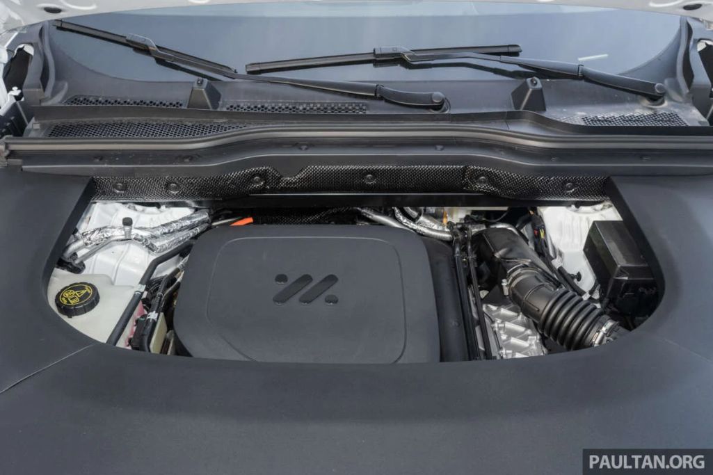 MG IM8 ra mắt: SUV EREV cỡ lớn sở hữu màn hình khủng lên đến 27,1 inch, có thể chạy thuần điện hơn 400 km Xehay Mg%20im8 310726 5