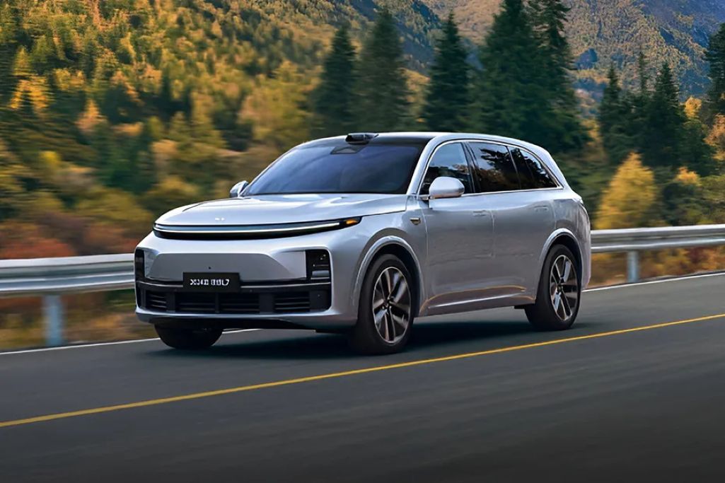 Thị trường Việt Nam sắp đón loạt xe điện EREV với tầm hoạt động hơn 1.600 km Xehay Erev%20VN 040826 3