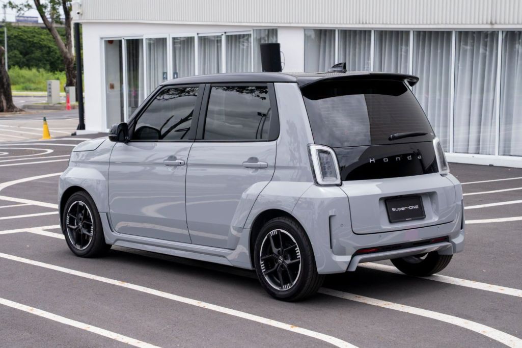 Xehay Super One%20EV 140826 3