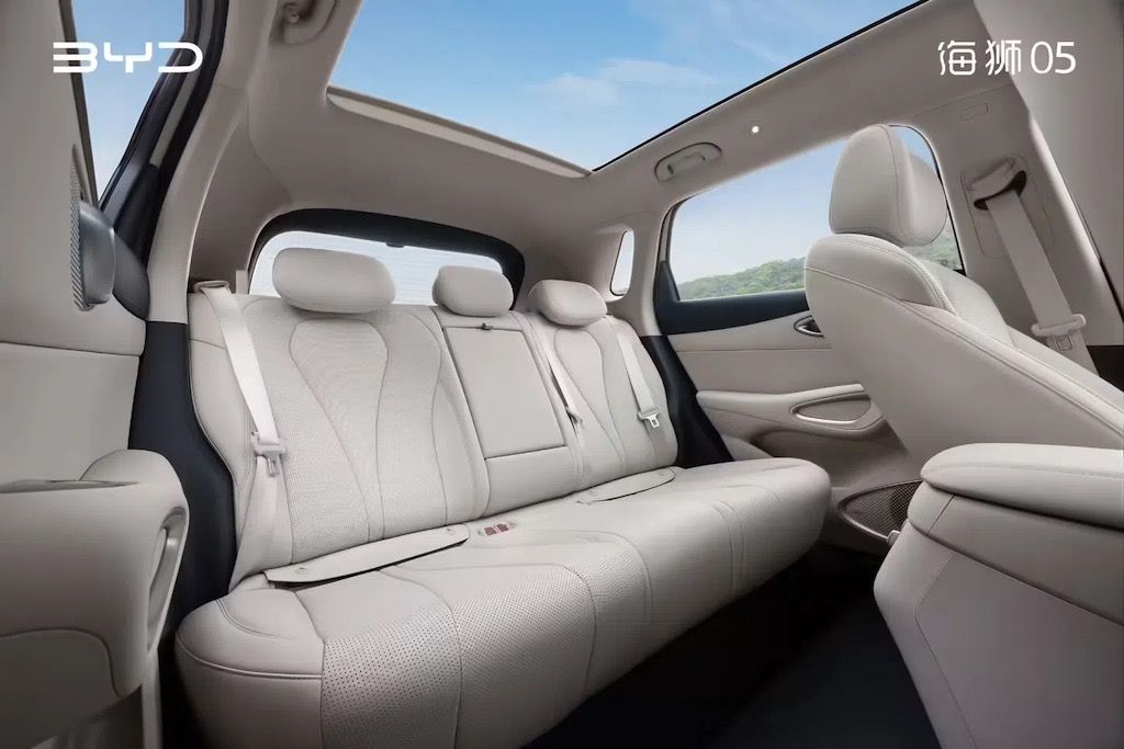 BYD Sealion 5 DM-i bắt đầu được nhận cọc tại Việt Nam, giá dự kiến hơn 700 triệu đồng Xehay Byd%20sealion%2005 170826 6