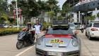 Chủ xe Porsche 911 Dakar lên đường “phượt” Trung Quốc lần 2