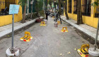 Hà Nội: Người dân tự ý lắp khoá cọc cấm đỗ xe ngay dưới lòng đường