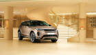 Range Rover Evoque chính thức ra mắt Việt Nam: Giá từ 2,93 tỷ đồng