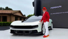 Chân dung người đàn ông chi 1,04 nghìn tỷ VNĐ sở hữu chiếc Ferrari Luce điện đầu tiên