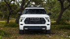 Toyota Sequoia 2022 ra mắt, 