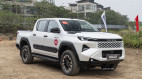 Toyota Hilux 2026 gây sốc với doanh số tăng gấp 6 lần chỉ sau một tháng ra mắt tại Việt Nam
