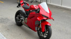 Cận cảnh Ducati Panigale V4 2025 đầu tiên về Việt Nam
