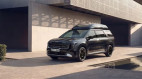 Kia Carnival High Roof ra mắt: Nóc xe nâng cao 270 mm, thêm bản hybrid tiết kiệm nhiên liệu