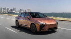 [ĐÁNH GIÁ XE] Cầm lái Lexus ES 2026: Êm ái như thường lệ, nhưng bản điện mới là 