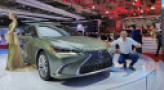 [VIDEO] VMS 2018 - Soi chi tiết Lexus ES300h - Siêu phẩm đáng mơ ước của Nhật