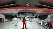 Vì sao nhân viên Ferrari “thừa tiền” cũng không được mua xe mới từ hãng?