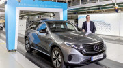 Crossover điện Mercedes-Benz EQC 400 rẻ hơn 223 triệu VNĐ so với đối thủ Audi E-Tron