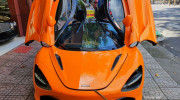 McLaren 720S màu cam 