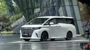 Toyota Alphard 2023 lộ diện hoàn toàn trước khi ra mắt vào cuối tháng này