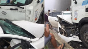 Hòa Bình: Xe tải đổ đèo, đâm nát đầu Toyota Vios