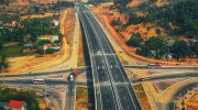 Cao tốc Cao Bồ- Mai Sơn và Cam Lộ- La Sơn sẽ áp dụng thu phí tự động không dừng