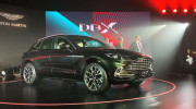 Vừa ra mắt thế giới, Aston Martin DBX tiếp tục 