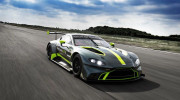 Aston Martin vén màn cặp xe đua Vantage GT3 và GT4 tại giải Le Mans