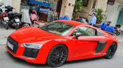 Sài Gòn: Siêu xe Audi R8 V10 Plus đỏ rực giữa phố, không thể không ngoái nhìn