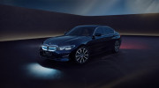 Bản giới hạn BMW 3 Series Gran Limousine Iconic Edition nổi bật với lưới tản nhiệt phát sáng và cần số pha lê
