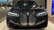 Chiêm ngưỡng SUV điện hiệu năng cao BMW iX M60 “bằng xương bằng thịt”