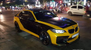 Tóm gọn BMW M2 Coupe dạo chơi trên phố Sài Gòn trong “bộ áo mới”