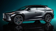 Toyota bZ4X concept lộ diện – Khởi đầu cho kỷ nguyên điện khí hóa của Toyota