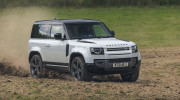 [ĐÁNH GIÁ XE] Land Rover Defender 2022 bứt phá giới hạn với phiên bản động cơ V8 hoàn toàn mới
