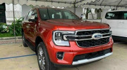 Dù chưa chính thức mở bán, Ford Everest 2023 đã “bia kèm lạc” tại đại lý
