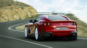 Một trong hai mẫu Ferrari sắp được vén màn là 812 Superfast Spider ?